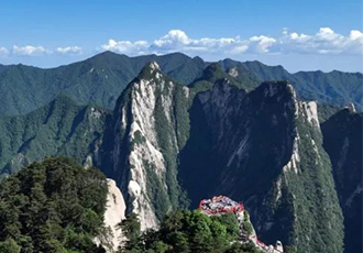 地質(zhì)工作機(jī)遇與挑戰(zhàn)并存